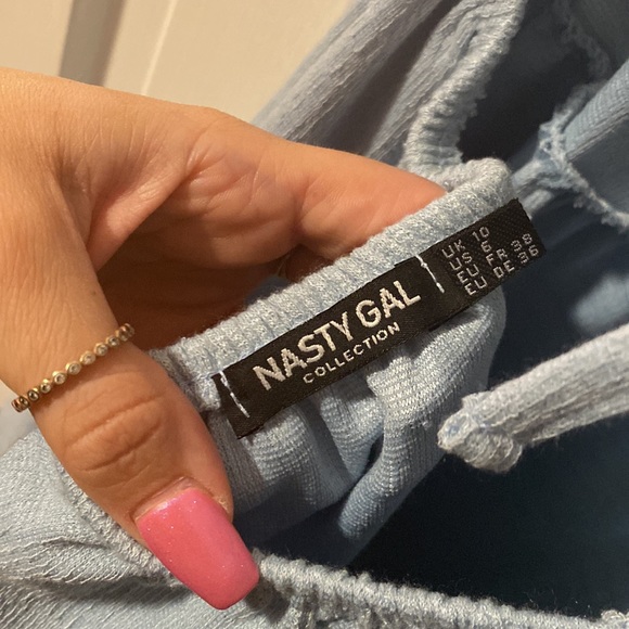 NWOT Nasty Gal baby blue open back tiered maxi dress - Picture 8 of 9